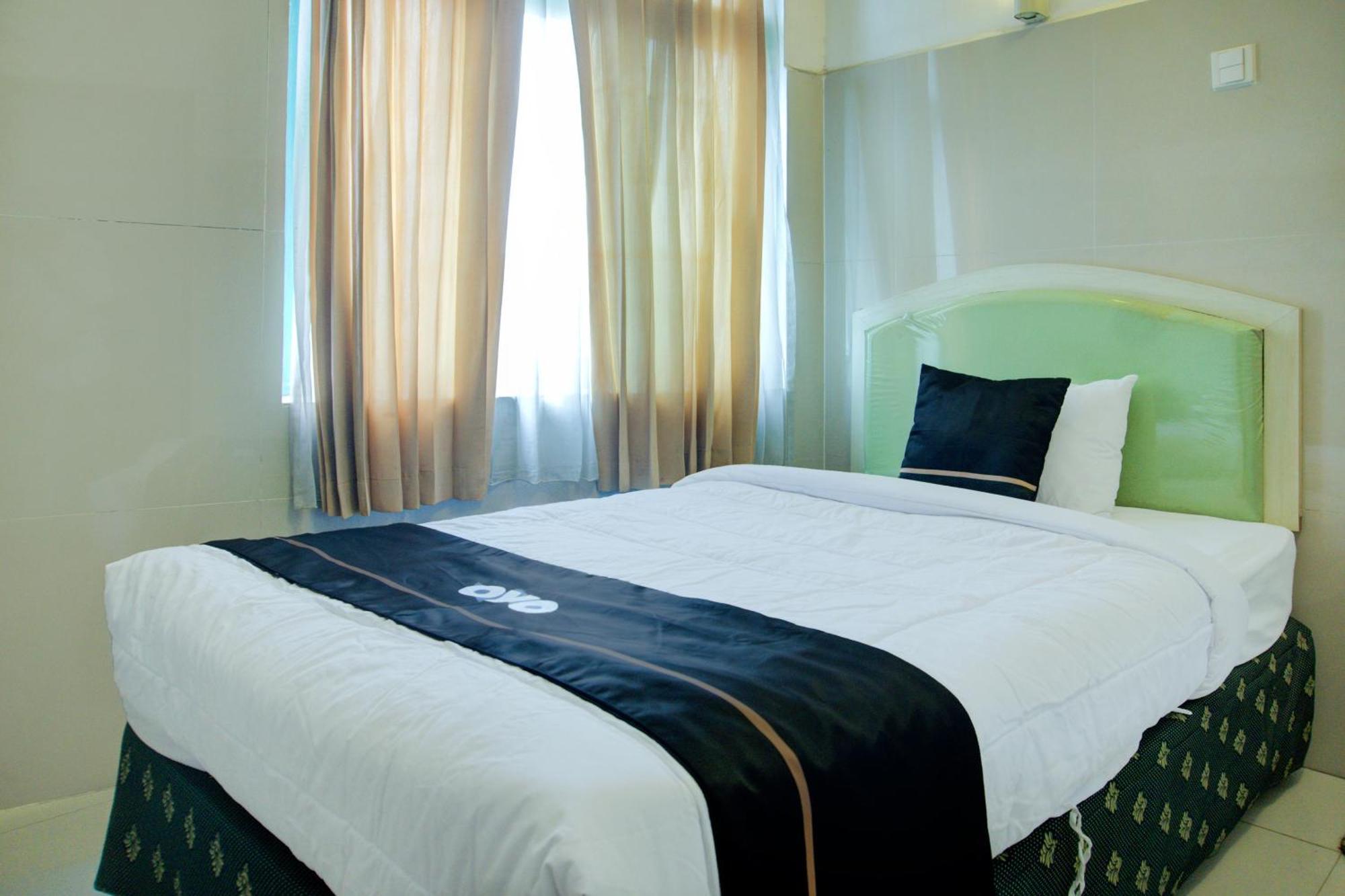 Townhouse Oak Palembang Near Jembatan Ampera Formerly Azzura Hotel 외부 사진