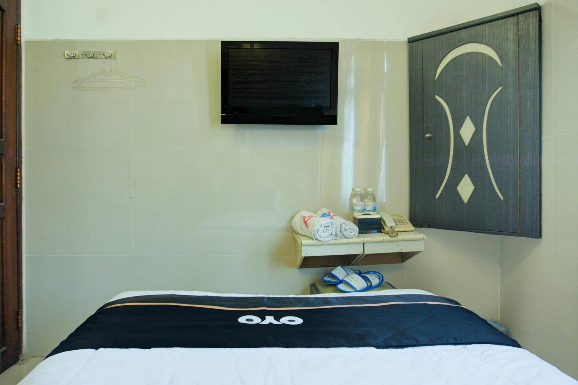 Townhouse Oak Palembang Near Jembatan Ampera Formerly Azzura Hotel 외부 사진